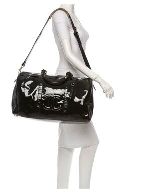Vintage CHANEL CC Logo Patent Leather Duffel Travel Bag Black